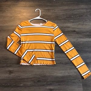 Size small long sleeve top from Pacsun!